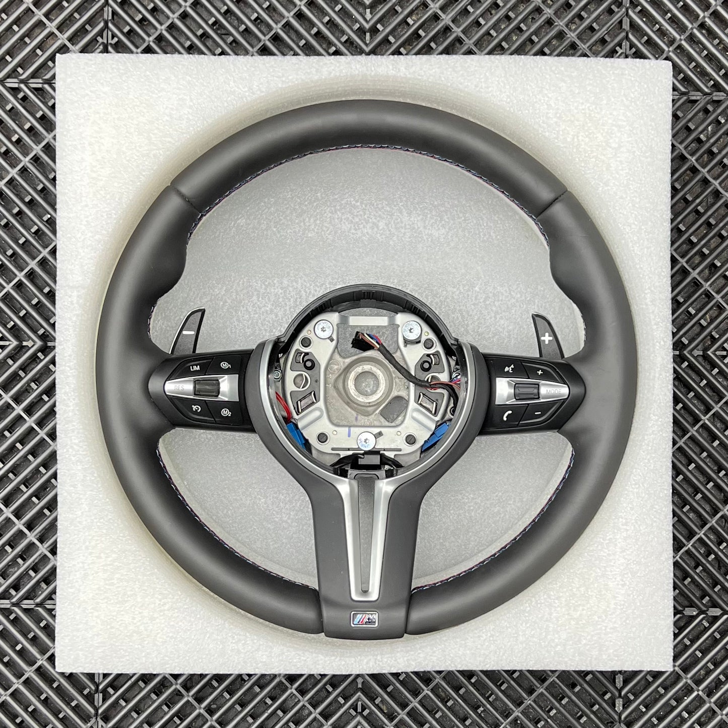 Volante BMW M2 M3 M4 F80 F82 F87 F83 F30 F31 F20 X5 X3 X6 M